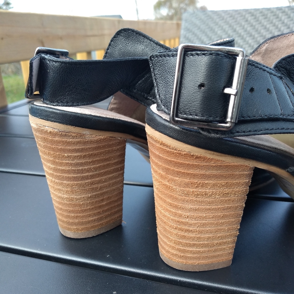 Women's Black Slingback Chunky Heel Sandals, Peep Toe, Size 8.5, Leather… - Picture 4 of 12